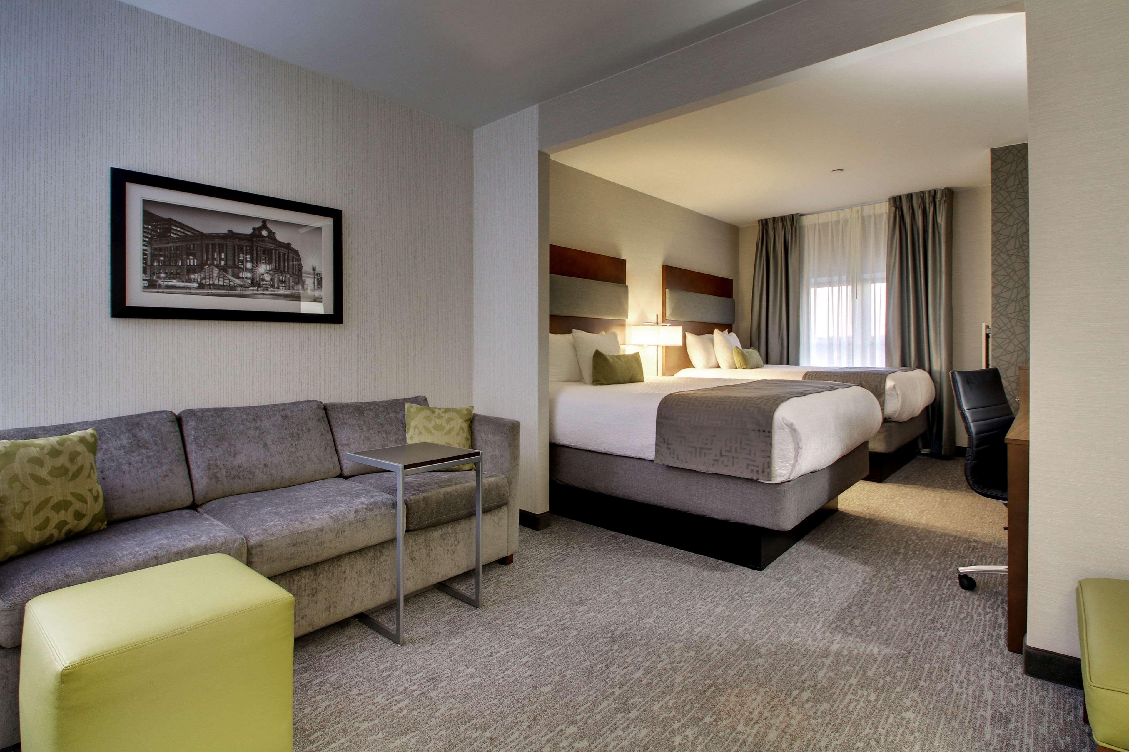 Best Western Plus Boston Hotel Exterior photo